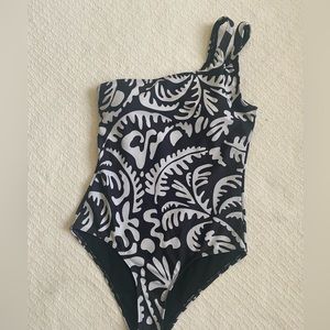 One Shoulder 1-Piece Swimsuit Size S